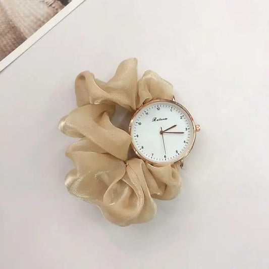 Stylish Women's Quartz Watch -1 Pc Water Resistant Bracelet Timepiece.