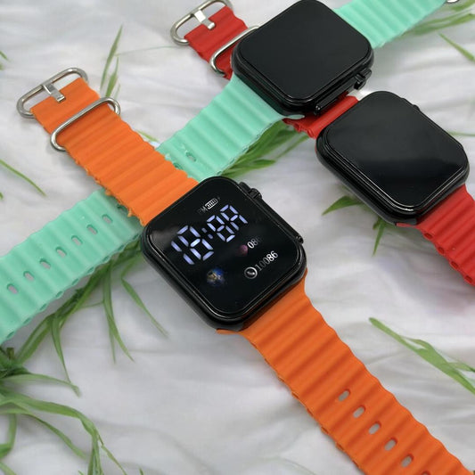 Unisex Battery Operated Water Resistant Watch