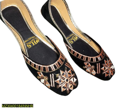 Women's PU Fancy Embroidered Khussa