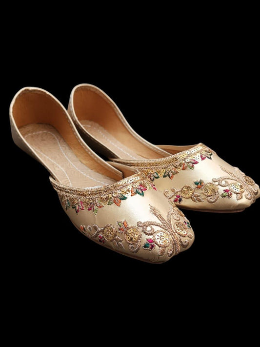 Stylish Velvet Women's Khussa -1 Pair With Elegant Thread Work