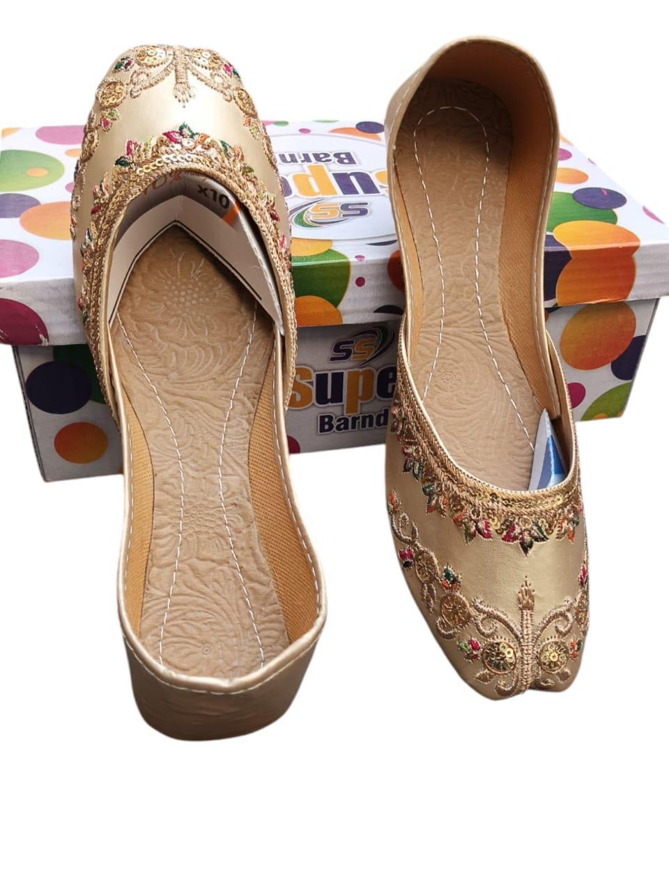 Stylish Velvet Women's Khussa -1 Pair With Elegant Thread Work